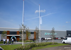 Het nieuwe pand van HilverdaFlorist