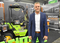 Jeroen Poppelaars van Bresam Heftrucks stond er met hun intern transport en met de "enige échte ruwterrein heftruck" Agrimac TW12-4.