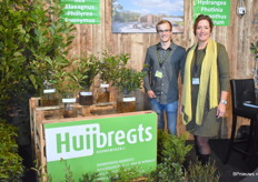 Krijn Overbeeke en José Huijbregts van Huijbregts Boomkwekerij. Ze stonden er met hun jonge planten, voornamelijk Prunus, Ilex, Eleagnus, Phillyrea en Eonymus.
