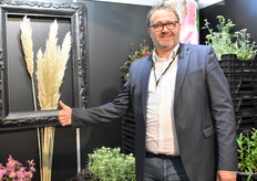 Sicco de Boer van de Noordhoek stond er met een breed assortiment vaste planten en benadrukte "alle wensen die je hebt met betrekking tot vaste planten, vervullen wij!".