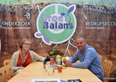 Wilma Windhorst en René van Gastel stonden op de beurs om hun kennis over weerbaar telen onder de aandacht te brengen bij de telers.