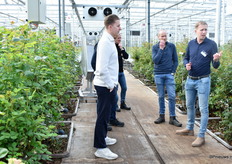 Christian Teerds beantwoord een x aantal vragen over het effect van LED op de grootte van de knoppen.