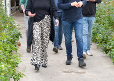 Na de rondleiding in de met full-LED uitgeruste kas. Was het weer terug naar de hal voor een borrel en een goed gesprek over de zojuist opgedane indrukken.