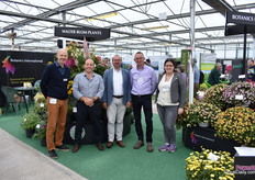 Botanics Internatioal is de agent van PAC, Walter Blom Plants en Hishtil. Vlnr: Jörg Mehle van PAC, Marc Hodson van Turcieflor, Stephen Page van Walter Blom Plants, Peter Collins van Botanics International en Ayelet Shevah van Hishtil.