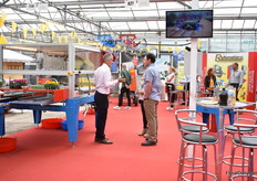 Urbinati machines in de stand van Rotomation.