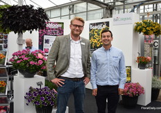Floris Tas van HilverdaFlorist met Martin Gardner van Ball Colegrave. De twee bedrijven werken al 15 jaar samen op de VK-markt.