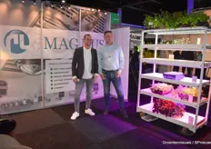 En.... je raadt het nooit: Zuri Humblet & Sandro van Kouteren van Magnus Lighting! De twee bedrijven bieden oplossingen voor verschillende markten.
