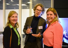 Claudia Hölzel, Wil Zuiderwijk en Rieneke van der Houwe.
