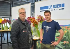 Rob de Boer samen met Marco van Schie van Van Vliet Flower Group.