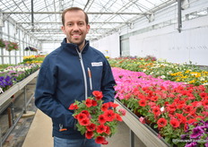 Hylke Kroon, Account- en Productmanager bij Takii, met de Trilogy Red Gen 2.