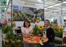 Mathilde Thomas en Camille le Guern van het Franse veredelingsbedrijf Clause. Clause is vooral groot in groenten, maar heeft daarnaast ook een breed assortiment tuinplanten in het assortiment.