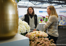 Pieter van den Berg van Starflor en Anniek van GREENN die de huisshow voor Starflor hebben geregeld 