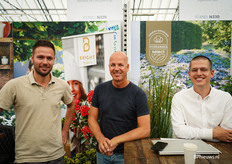 Ronny en Joren met Carl Grootscholten van CarlSalesSupport. 