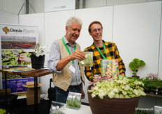 Altijd gezelligheid in de stand bij Denis Plants