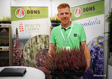 Het Ericaseizoen is weer aangebroken bij Harm Dons van de gelijknamige boomkwekerij