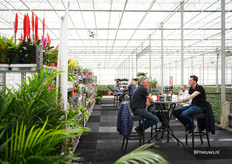 Een kijkje in de ruimte waar tijd was voor handel, een broodje en wat socializen