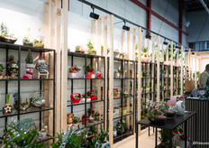 In de stand van Oriental Group