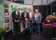 Bij Schneider zat de sfeer er goed in en heerst er veel dankbaarheid voor de snelle doorstart na het faillissement van afgelopen maand