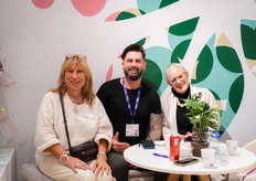 Monique Kemperman van Flowers & Plants Foundation Holland met Michael Perry (Mr. Plant Geek) en Caroline Marshall (Florist Magazine)