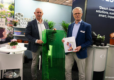 Nieuwe watergeefplaat en Colour your Story magazine van Desch