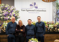 Gezelligheid in de stand van Van Egmond Lisianthus