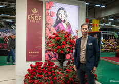 Tim van den Ende van Van den Ende rozen, kweker van de Red Naomi