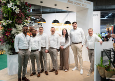 Team Klaver Flowers. Hun lelies worden in Nederland geteeld en de zomerbloemen in Ethiopie