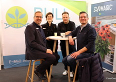 Hartwig Bull en Ulrike Bull van Bull Plant Genetics, met Alex de Groot en Hans Vlekke van Royal FloraHolland