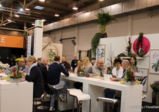 Op de stand van (close to Green Service en BGI Trade Center)  kon men heerlijk wat eten en drinken. Een mooie ontmoetingsplek.