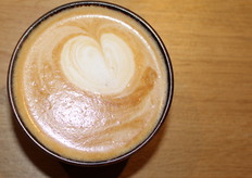 De koffie werd liefdevol verzorgd. Zie hier dit smaakvolle kunstwerk.