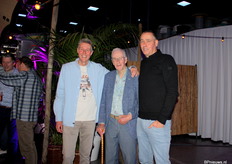 Gert-Jan samen met vader Henk en broer Rob van Staalduinen.