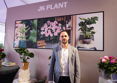 Joram Kuijvenhoven van JK Plant, kweker van jaarrond Monstera's en in het voorjaar ook dahlia's.