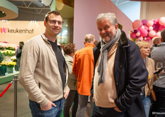 Veilingmeester Edwin Chrispijn met Jan de Boer