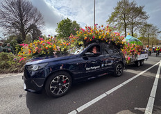 Hoeveel bloemen zouden er het hele bloemencorso gebruikt zijn?