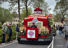 Favoriet bij de kids: Paw Patrol stormde dit jaar het Bloemencorso Bollenstreek binnen – klaar om de dag te redden!