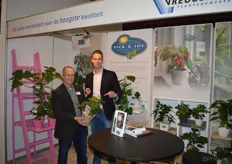 Pick & Joy, de naam waaronder plantenkwekerij Vreudehill de siergroenteplanten op de markt zet. inks Jan van Heijst, rechts Michael Voskamp.
