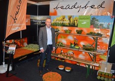 Henk Kooij van PJ. Kooij, kweker van het niche product Nertera's