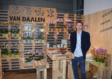 Koos-Jan van het familiebedrijf Van Daalen Orchideeën