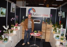 Charles Hertveld van Fusion Colors, een bedrijf dat op allerlei manieren planten van toegevoegde waarde voorziet.