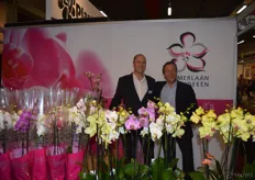 Martijn de Ridder van Ammerlaan Orchideeën en Ramon Rijkeboer, Persoonlijk Verkoper van FloraHolland. De heren hadden goede zin samen!