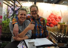 Bij Hoogeveen Plants vermaken de mannen zich tot klokslag 4 uur prima