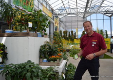 Bernd Krämer van Volmary met het Soul concept. De pot is gevuld met kruiden die samen een goede mix maken voor op de pizza; pizza kruiden.