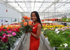 Sirekit Mol van Beekenkamp met de Labella Grande Dark Orange van Beekenkamp..