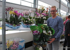 Tim van Nieuwkoop van Ter Laak Orchids laat het concept Meander zien