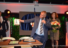 Ook wordt de burgemeester bedankt.