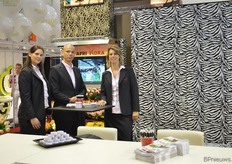 Nathalie Kok, Mariska Braam en Leo van Rijn van Afriflora, een producent en verkoper van rozen uit Afrika en in de markt bekend als een van de voorlopers op het gebied van Fairtrade principes.