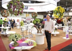 Op het Premium Flowers plein stonden acht kwekers die samen hun bloemen in de markt zetten. Een daarvan is Marcel van der Lugt van Van der Lugt Lisianthus
