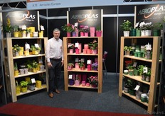 Louis Terra van Aeroplas. Het assortiment wordt binnenkort uitgebreidt met een 16x16 3 liter pot en een 18x18 5 liter pot.