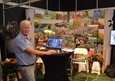 Summerflowers timmert hard aan de weg. Inmiddels is zo'n 5 procent van de productie van zomerbloemen in het collectief verenigd, waarin weer zo'n 90 procent van het totale assortiment zit. Henk van den Berg vertelt enthousiast over de laatste ontwikkelingen.