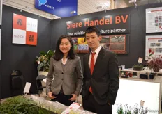 Charlene Liu en Tony Cui van Siere Handel. De weefselkweek vindt plaats in China en wordt vooral verkocht in Nederland.
